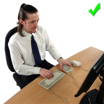 Picture - Using the numeric pad with the left hand.