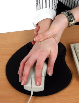 Picture - Pain in the wrist whilst using a mouse.